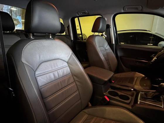 VOLKSWAGEN AMAROK 3.0 V6 TDI DIESEL HIGHLINE CD 4MOTION AUTOMÁTICO VOLKSWAGEN AMAROK 3.0 V6 TDI DIESEL HIGHLINE CD 4MOTION AUTOMÁTICO